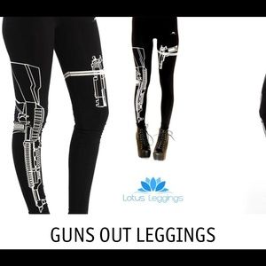 NWOT Guns out super soft Leggings!
